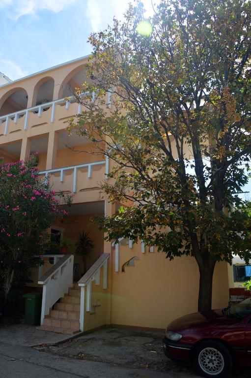 Apartments Eufemija Novalja Luaran gambar